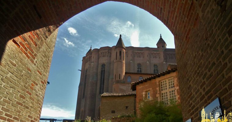 El majestuoso Palacio Episcopal: una joya arquitectónica en el corazón de la ciudad